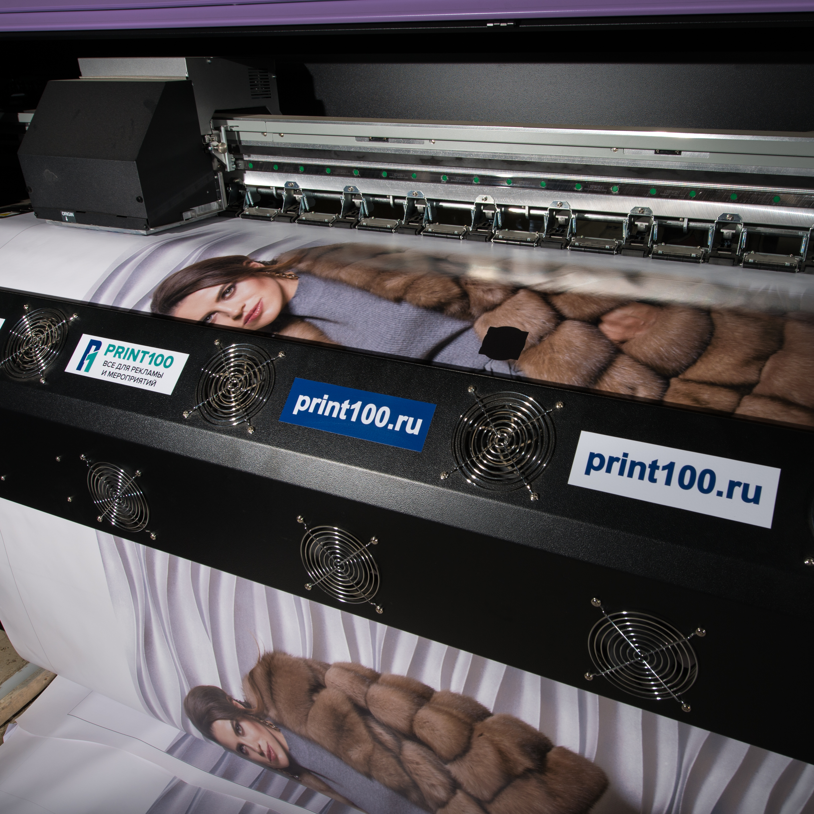 Широкоформатная печать на Баннере - print100.ru