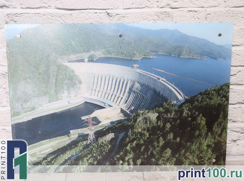 Печать на оргстекле - print100.ru