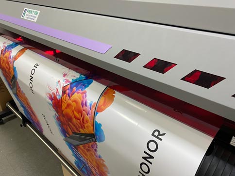 08 Широкоформатная печать на пленке - print100.ru