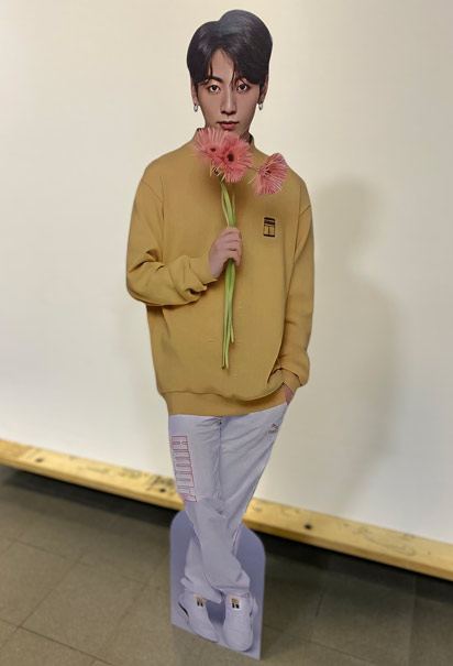 01 Ростовые фигуры из картона  на заказ - print100.ru