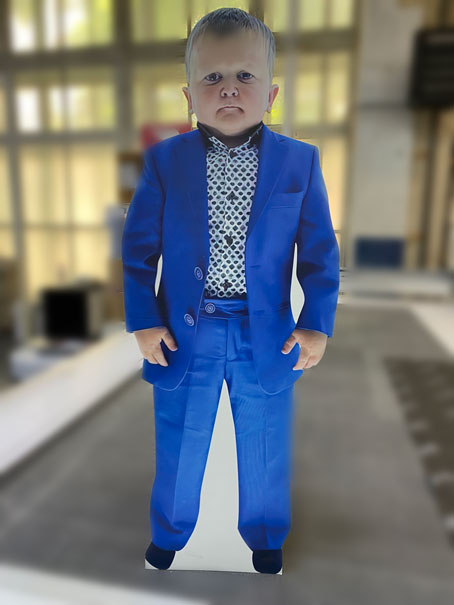 01 Ростовые фигуры из пластика - print100.ru