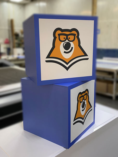 Ламинация самоклеющейся пленки - print100.ru